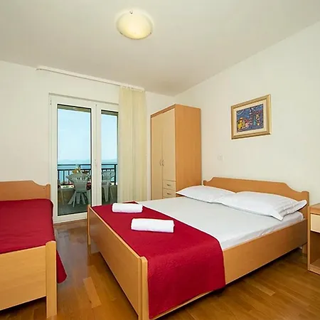 Apartment By The Sea Igrane, Makarska - 17292 *