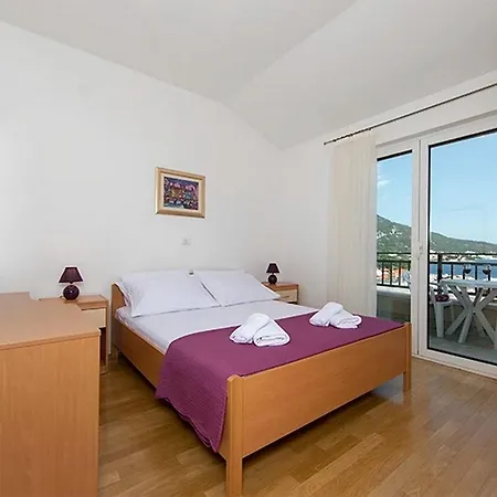 Appartement By The Sea Igrane, Makarska - 17292 *