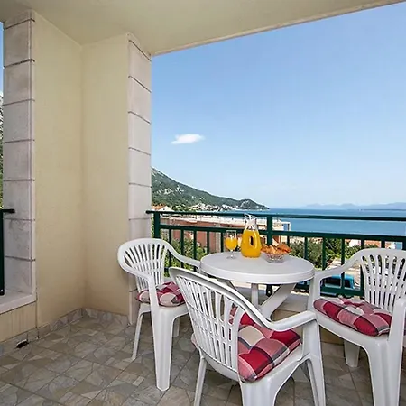 Apartment By The Sea Igrane, Makarska - 17292 Igrane