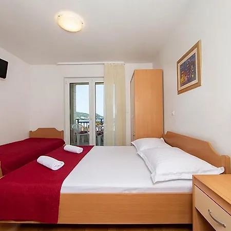 Apartment By The Sea Igrane, Makarska - 17292 *