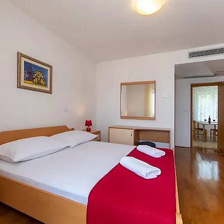 Apartment By The Sea Igrane, Makarska - 17292